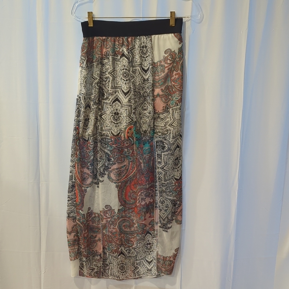 Charlotte Russe Tan and Gray Midi A-Line Skirt Size Medium NWT